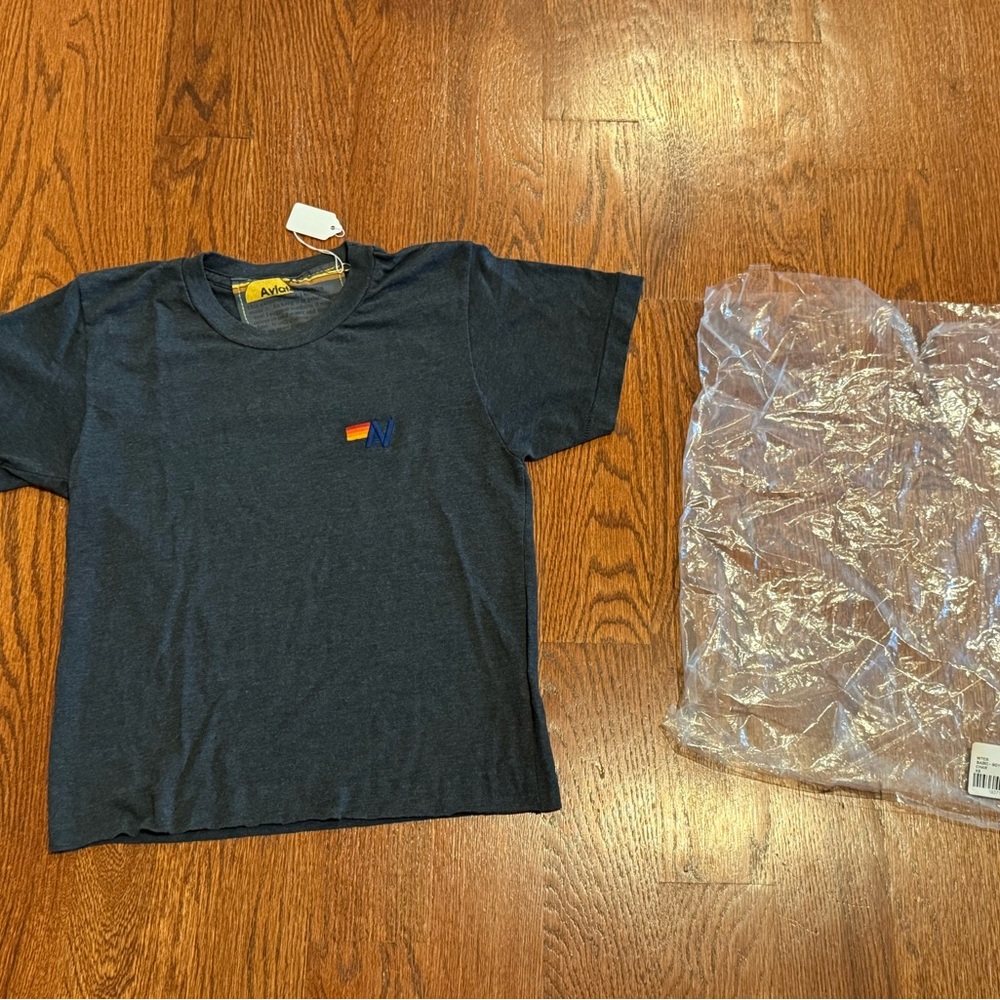 Aviator Nation boyfriend Short Sleeve Tee NWT size XS